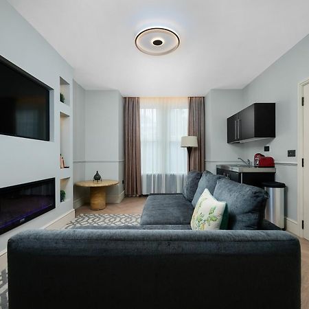 Nine Elms Modern Studio Apartments ลอนดอน ภายนอก รูปภาพ