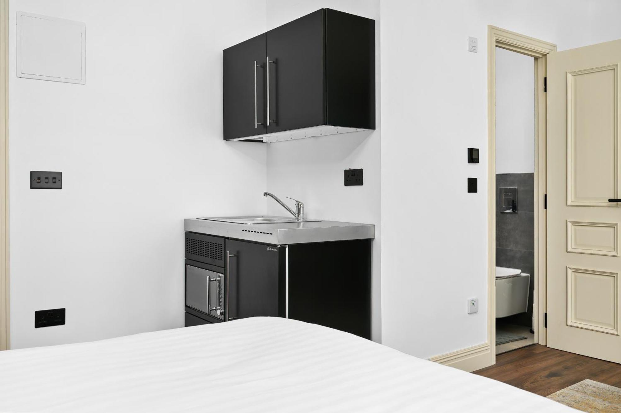 Nine Elms Modern Studio Apartments ลอนดอน ภายนอก รูปภาพ