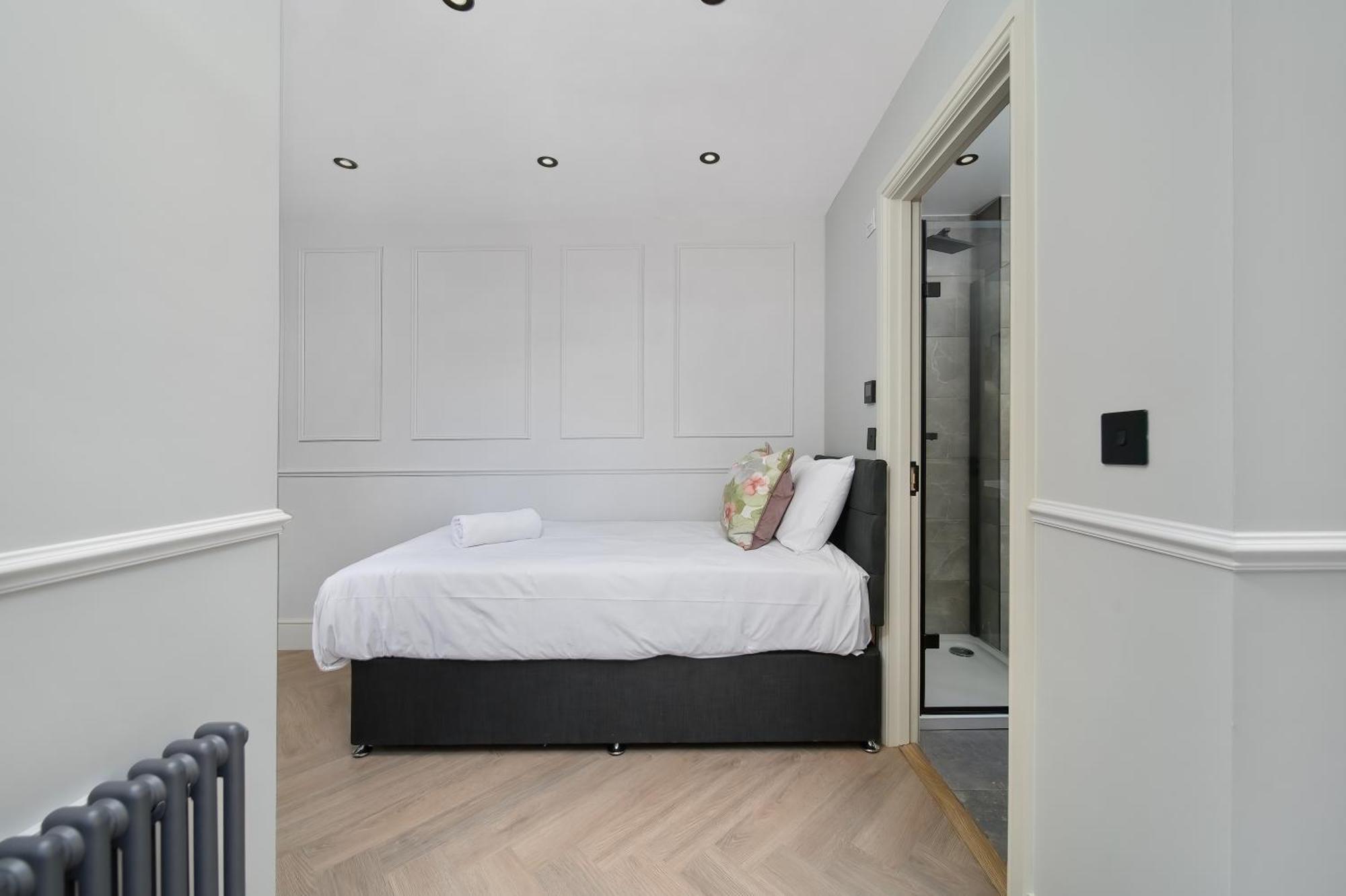 Nine Elms Modern Studio Apartments ลอนดอน ภายนอก รูปภาพ