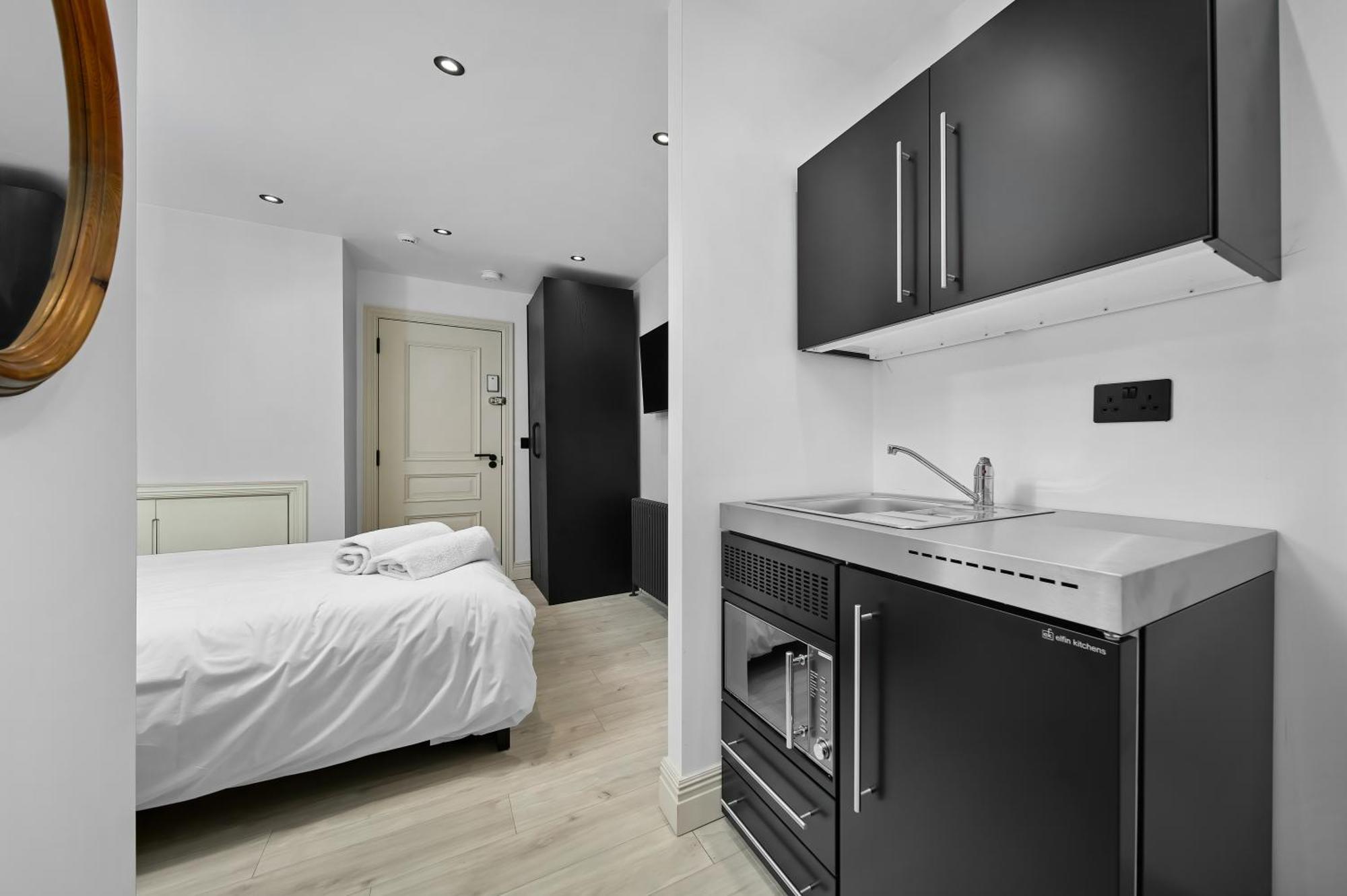 Nine Elms Modern Studio Apartments ลอนดอน ภายนอก รูปภาพ