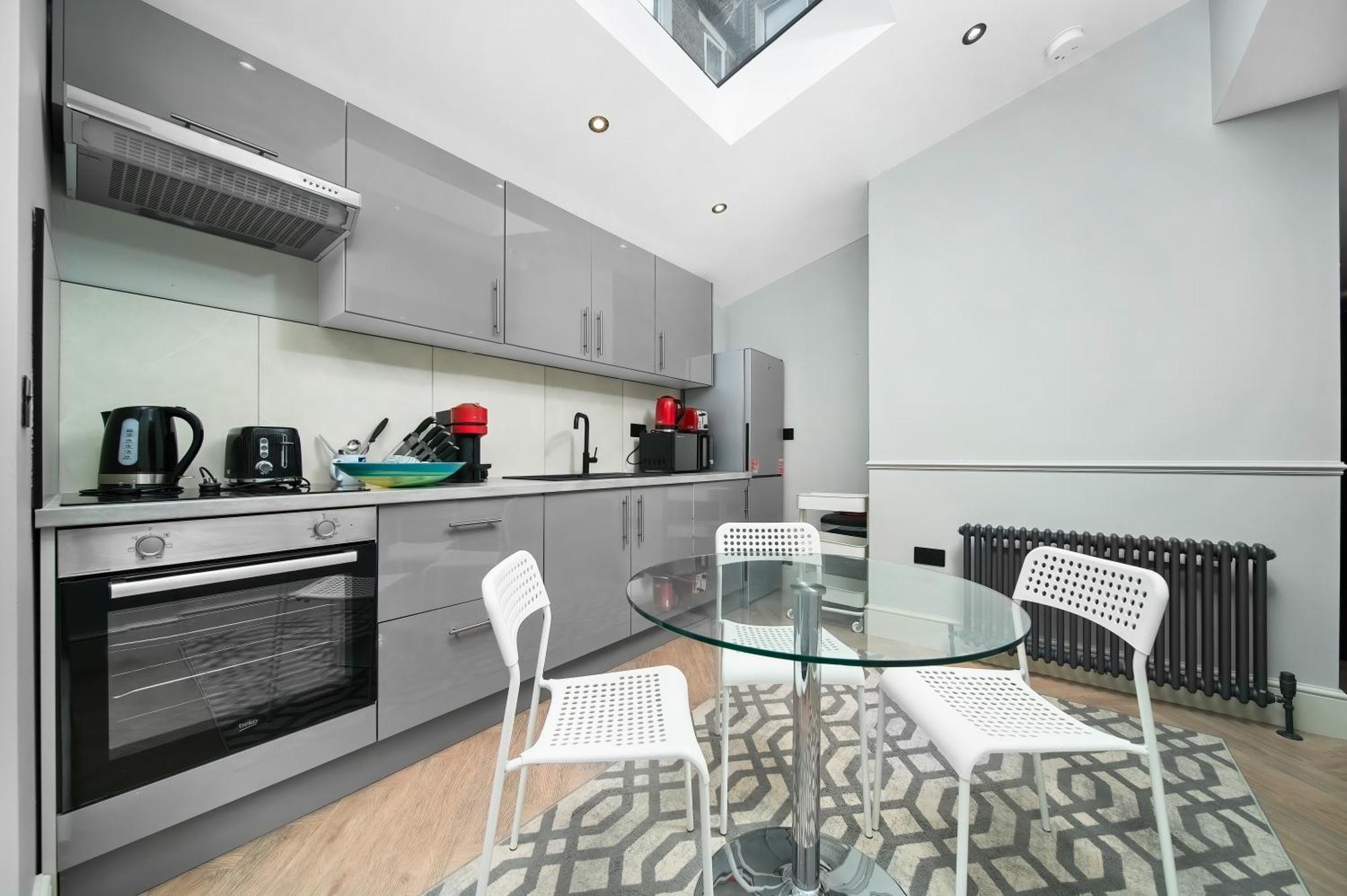 Nine Elms Modern Studio Apartments ลอนดอน ภายนอก รูปภาพ