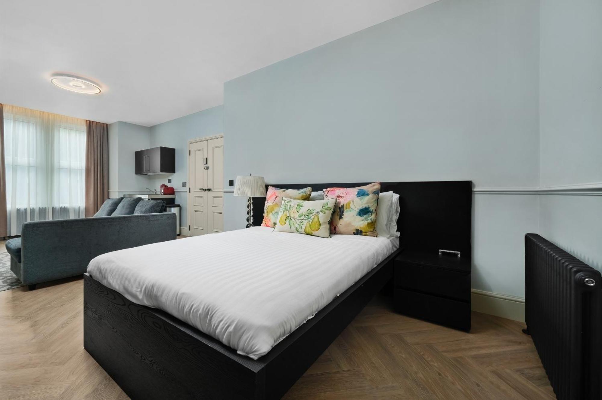 Nine Elms Modern Studio Apartments ลอนดอน ภายนอก รูปภาพ