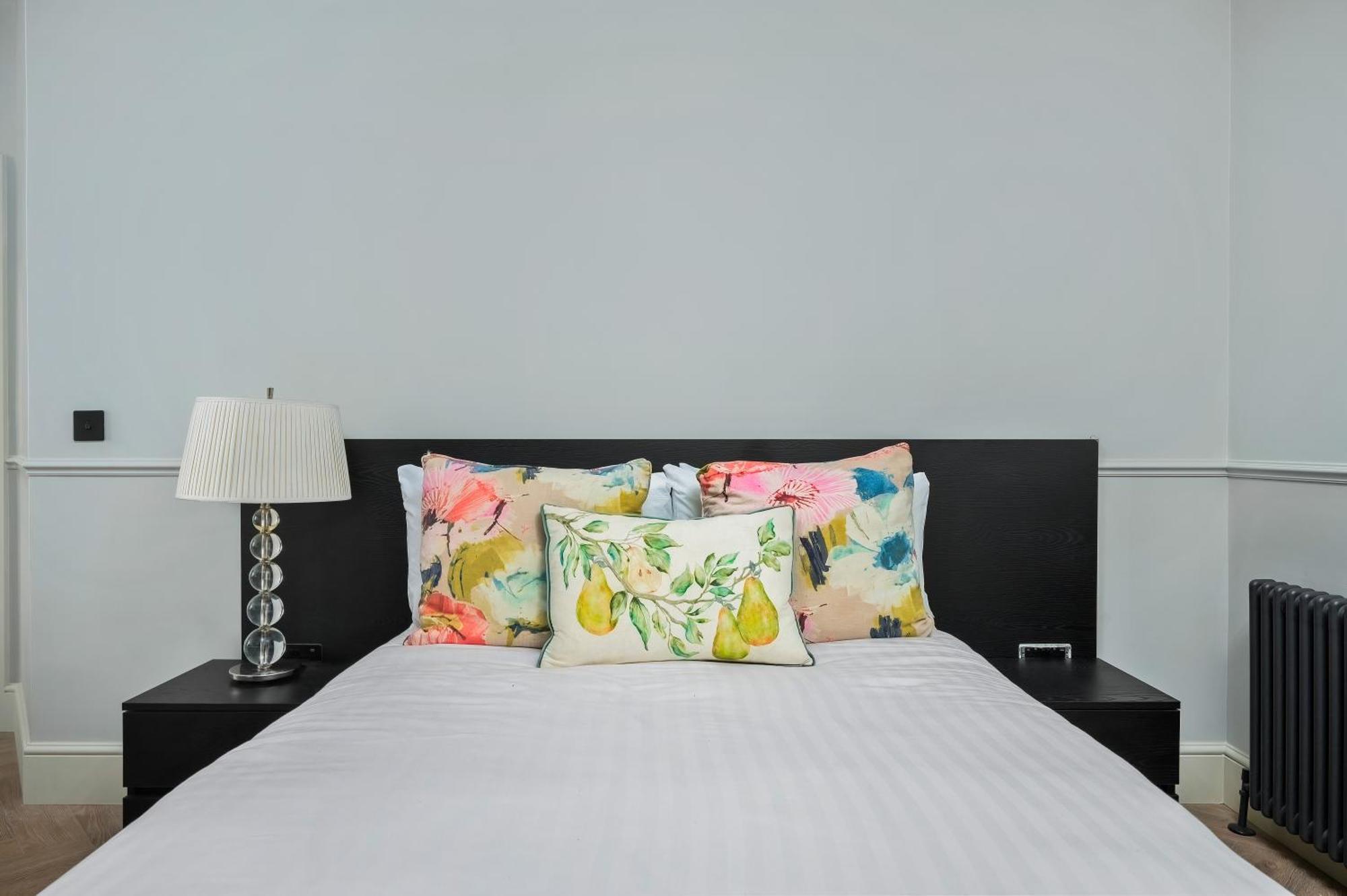 Nine Elms Modern Studio Apartments ลอนดอน ภายนอก รูปภาพ